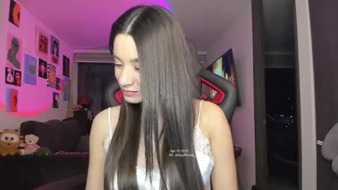 Jeimy Help me to reach 100 thumbs up online show from April 11, 1:44 am