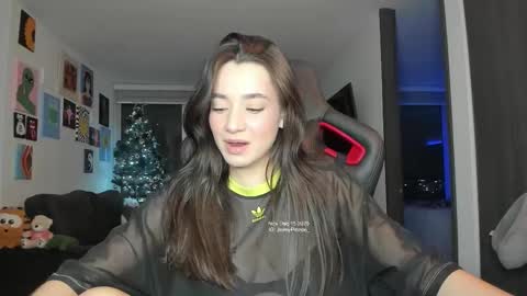 Jeimy Help me to reach 100 thumbs up online show from December 16, 2:06 am