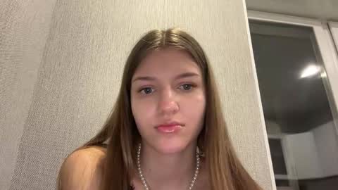 Julie Amazing online show from January 6, 4:32 pm