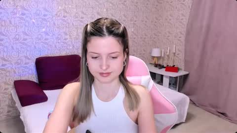 Julie online show from December 26, 4:25 pm