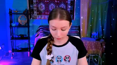 juliedaniel online show from March 2, 7:26 am