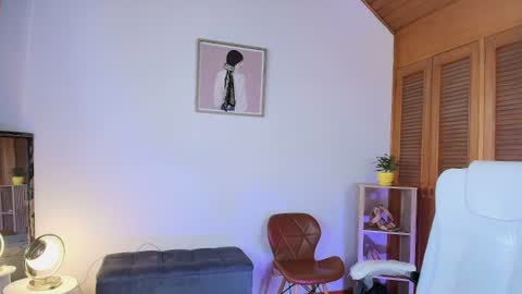 Julieta92  online show from July 28, 6:20 pm