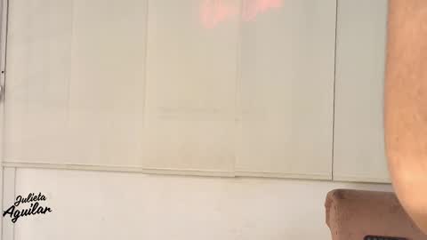 Juli online show from January 11, 8:03 pm