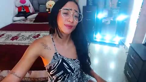 julieta art1 online show from March 11, 11:15 pm