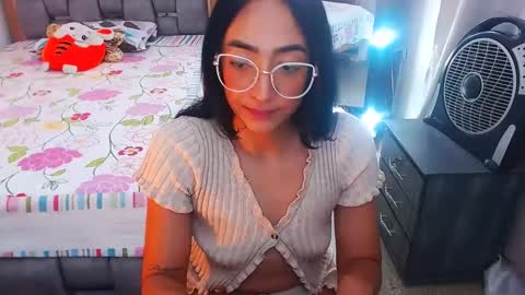 julieta art1 online show from February 6, 10:53 pm