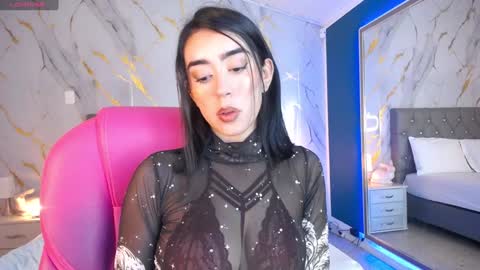 Snapshot of julieta_de_los_angeles chatting on January 11, 3:44 am Julieta online show from January 11, 3:44 am