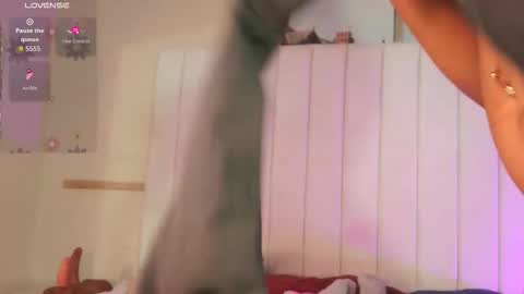 Julieta  IG juietaflower06 online show from January 15, 2:34 pm