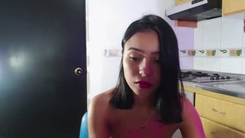 julieta_fn online show from June 11, 3:09 pm