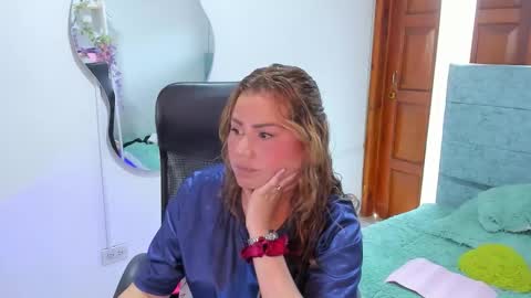 Snapshot of julieta_star69 chatting on September 16, 7:00 pm julieta_star69 online show from September 16, 7:00 pm