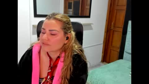 julieta_star69 online show from March 9, 11:41 pm