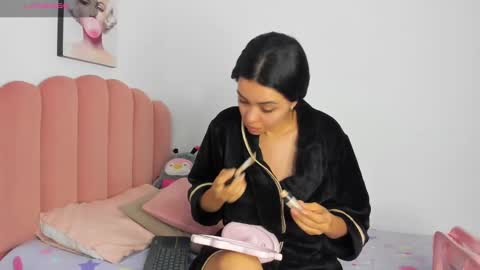 julieth online show from March 12, 11:42 am