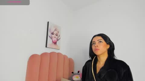 julieth online show from March 10, 11:34 am