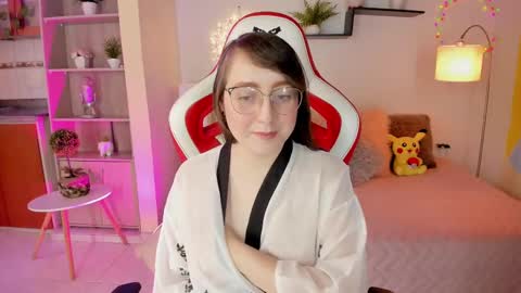 Snapshot of julietha_bianco_ chatting on March 6, 1:35 pm Julietha online show from March 6, 1:35 pm