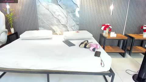 Julietha online show from February 2, 3:05 am