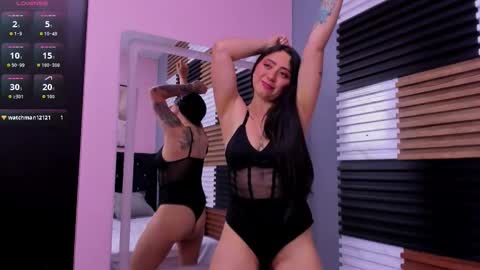   online show from November 21, 5:37 pm