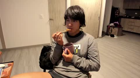 juliethkain online show from March 11, 3:04 am