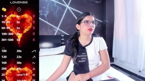 Snapshot of julietsofia chatting on March 4, 7:43 pm Juliet online show from March 4, 7:43 pm
