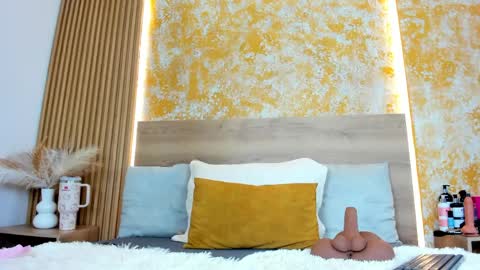 Julieta online show from April 8, 12:07 pm