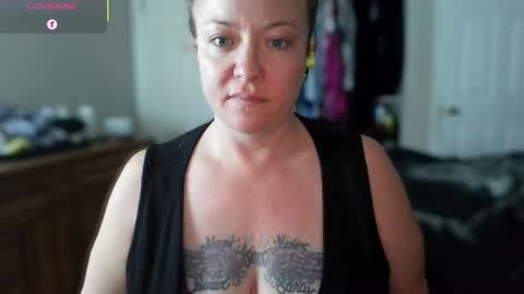 Juli Monroe online show from October 26, 7:37 am