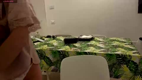 Jully online show from April 26, 6:27 pm