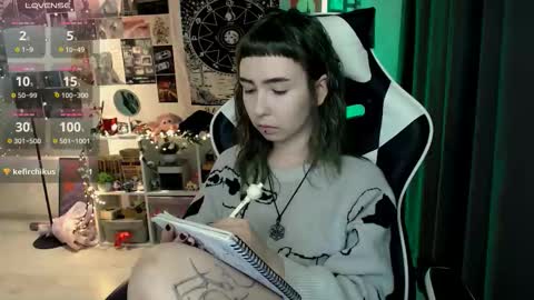 Baroness Von Cringe online show from October 18, 5:37 pm