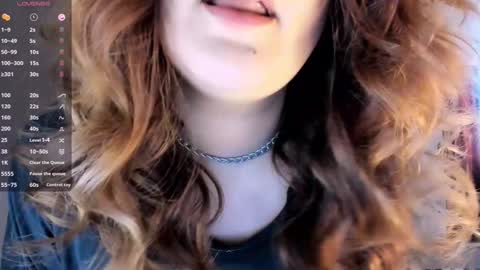 Julie online show from January 30, 9:04 am