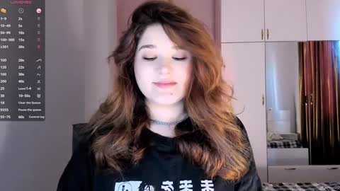 Julie online show from January 31, 11:46 am