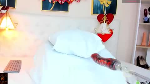 Snapshot of julyanna_ chatting on February 13, 11:50 am Juliana online show from February 13, 11:50 am