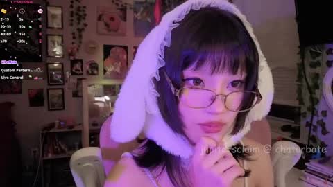 jupitersclaim online show from April 28, 12:30 am