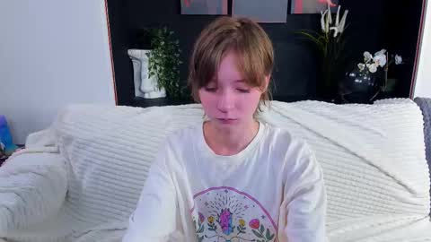 Snapshot of just_sayori chatting on September 14, 2:59 pm just_sayori online show from September 14, 2:59 pm