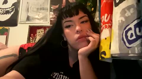 justalittlewetnow online show from December 13, 1:59 am