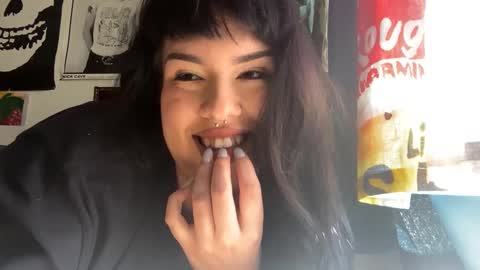 justalittlewetnow online show from December 8, 8:25 pm