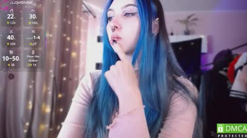 justmeowgirl online show from January 18, 5:04 am