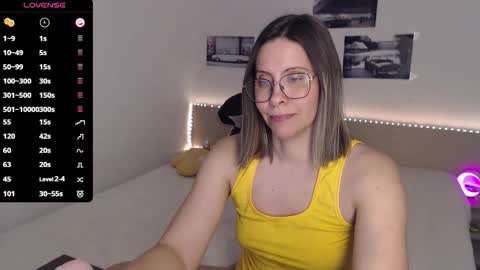 Julie online show from April 13, 3:35 pm