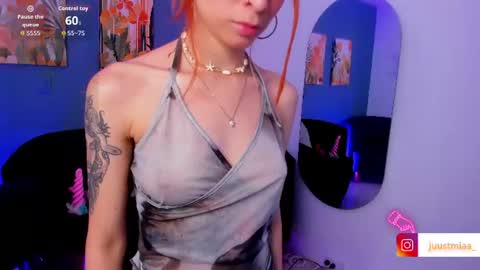 Mia online show from June 12, 3:03 am