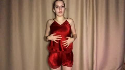 Snapshot of justprettygirl chatting on October 14, 8:11 pm Lina online show from October 14, 8:11 pm