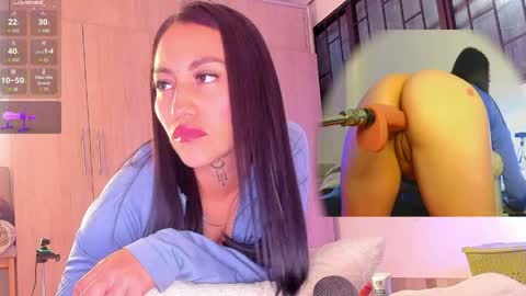  Karolin  online show from April 12, 1:08 am