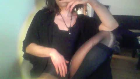 yry moonlike online show from March 13, 10:49 am