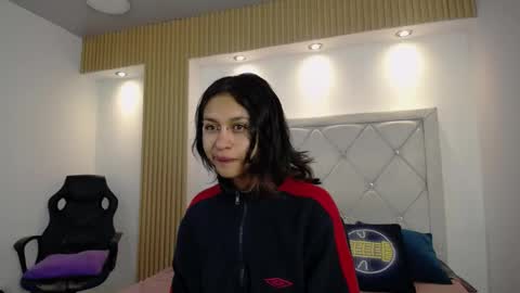 Kat online show from April 26, 3:37 am