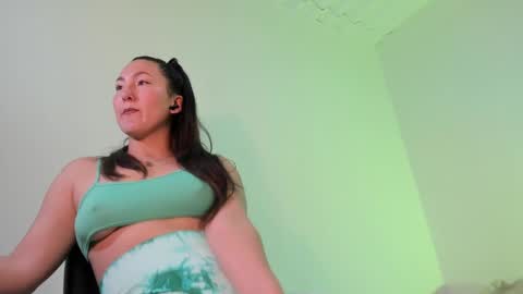 Snapshot of kaguyahara chatting on February 12, 8:29 pm ChloeIndependient model online show from February 12, 8:29 pm