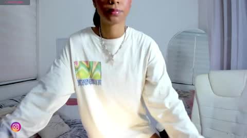    online show from April 29, 11:24 am