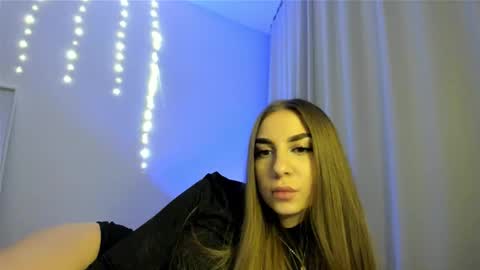 kaily777 online show from December 4, 9:04 pm