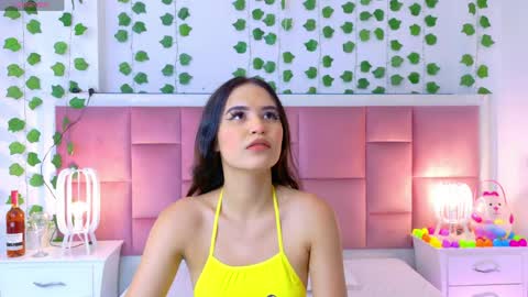 kelly online show from April 24, 11:13 am