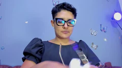 kaira_mosse_ online show from November 30, 11:36 am