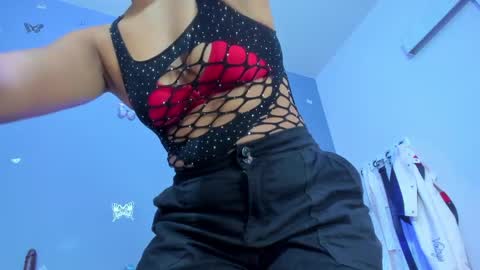kaira_mosse_ online show from June 7, 12:12 pm