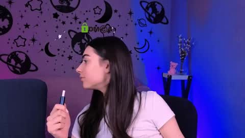 Kaisy online show from April 25, 1:41 pm