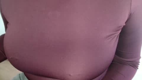 Kaitlin online show from April 25, 2:47 pm