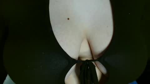 Kaitlin online show from April 22, 10:34 am