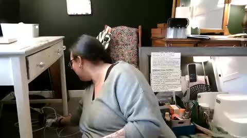 kaitrosss online show from April 27, 6:49 pm