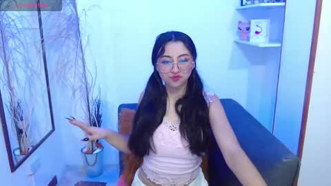 Snapshot of kalilowe_ chatting on September 23, 6:50 pm Kali online show from September 23, 6:50 pm